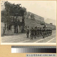 藏品(民國28年度雙十國慶日閱兵蔣委員長代表何應欽檢閱)的圖片